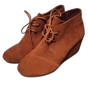 Tom's Kala Western Desert Cognac Suede Leather Wedge Booties Size 8.5